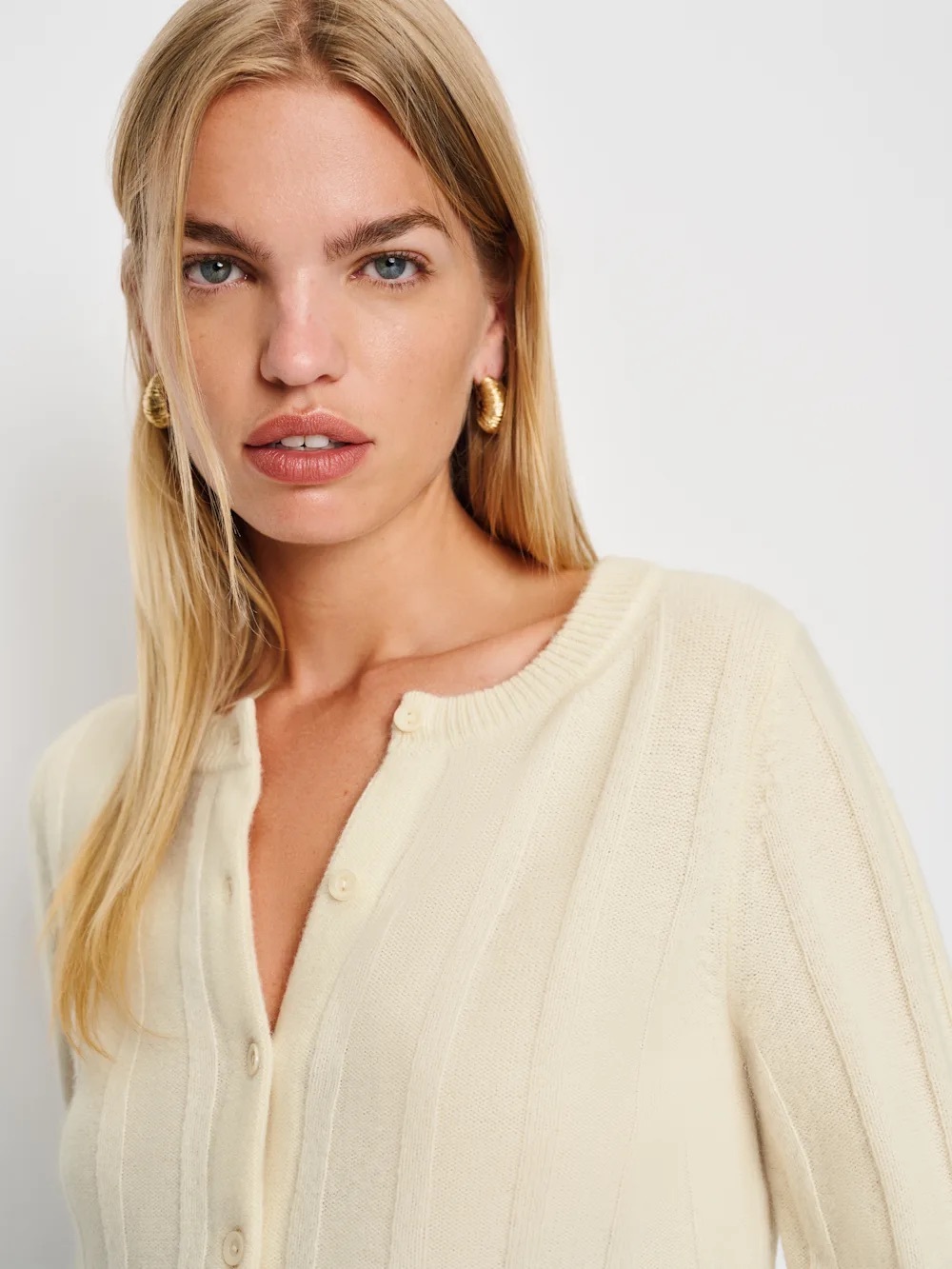 REFORMATION HANNAH CREW CARDIGAN - Picture 5 of 12
